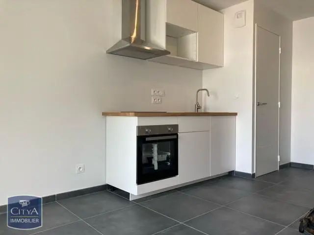 Photo 2 Appartement 1 pièce 25.81m²