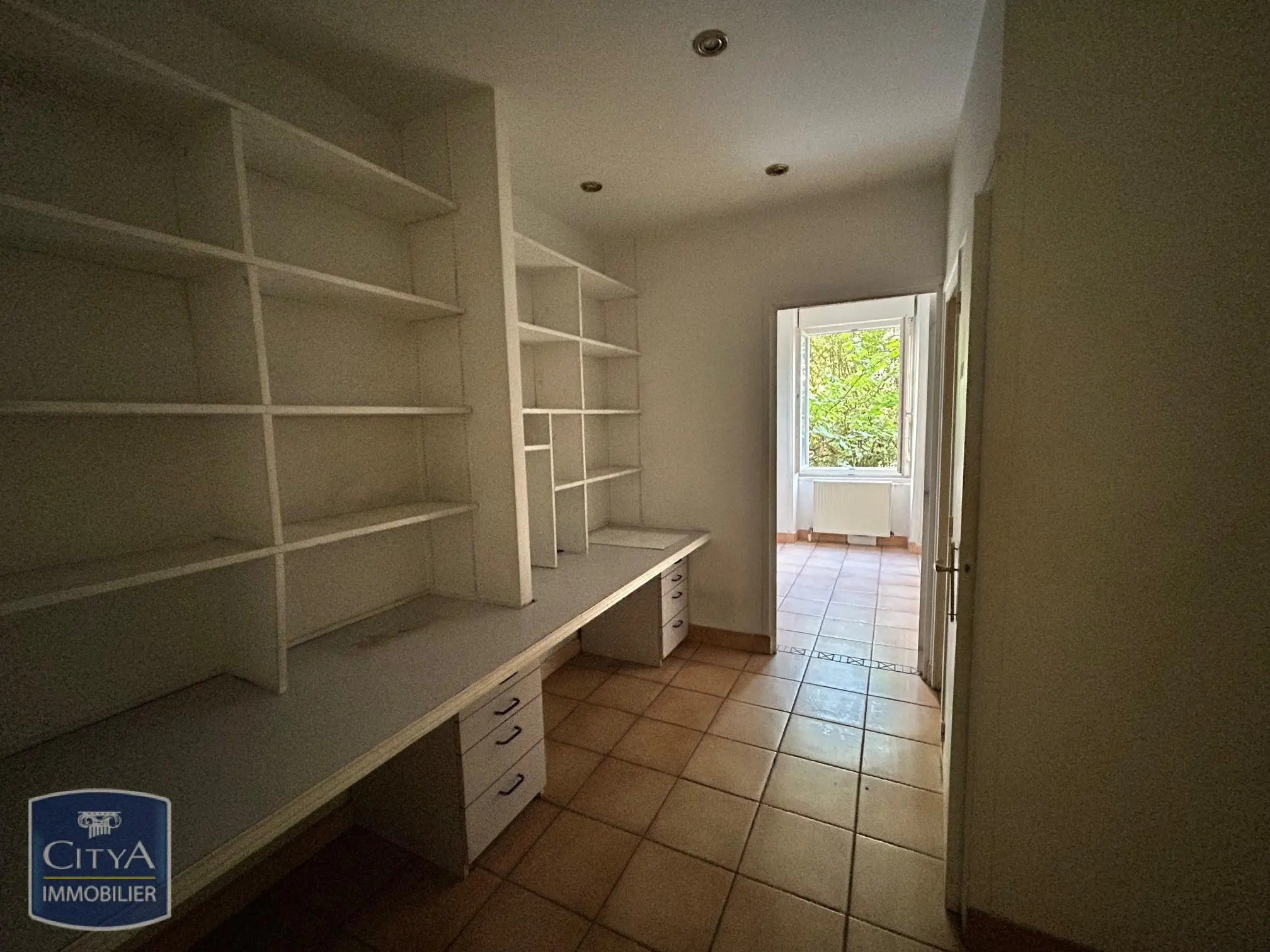 Photo 4 Local Commercial 75m²