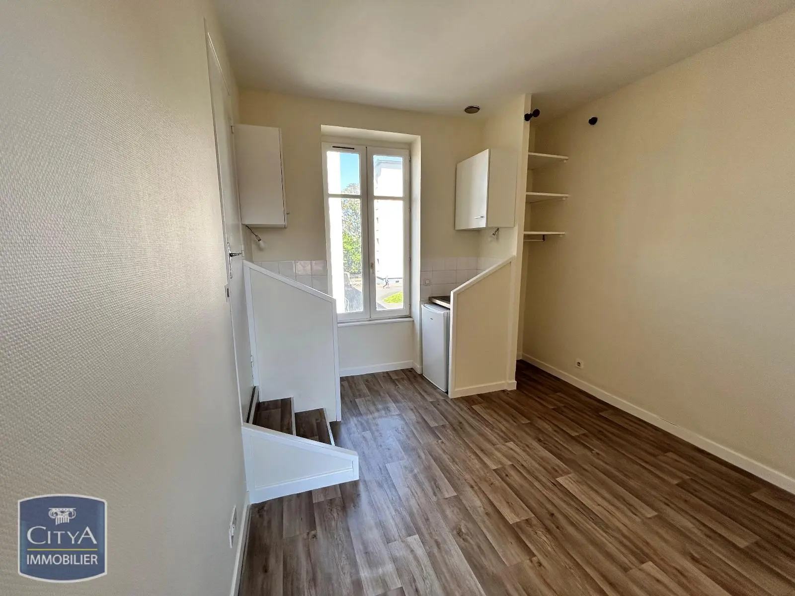 Photo 1 Appartement 1 pièce 15m²