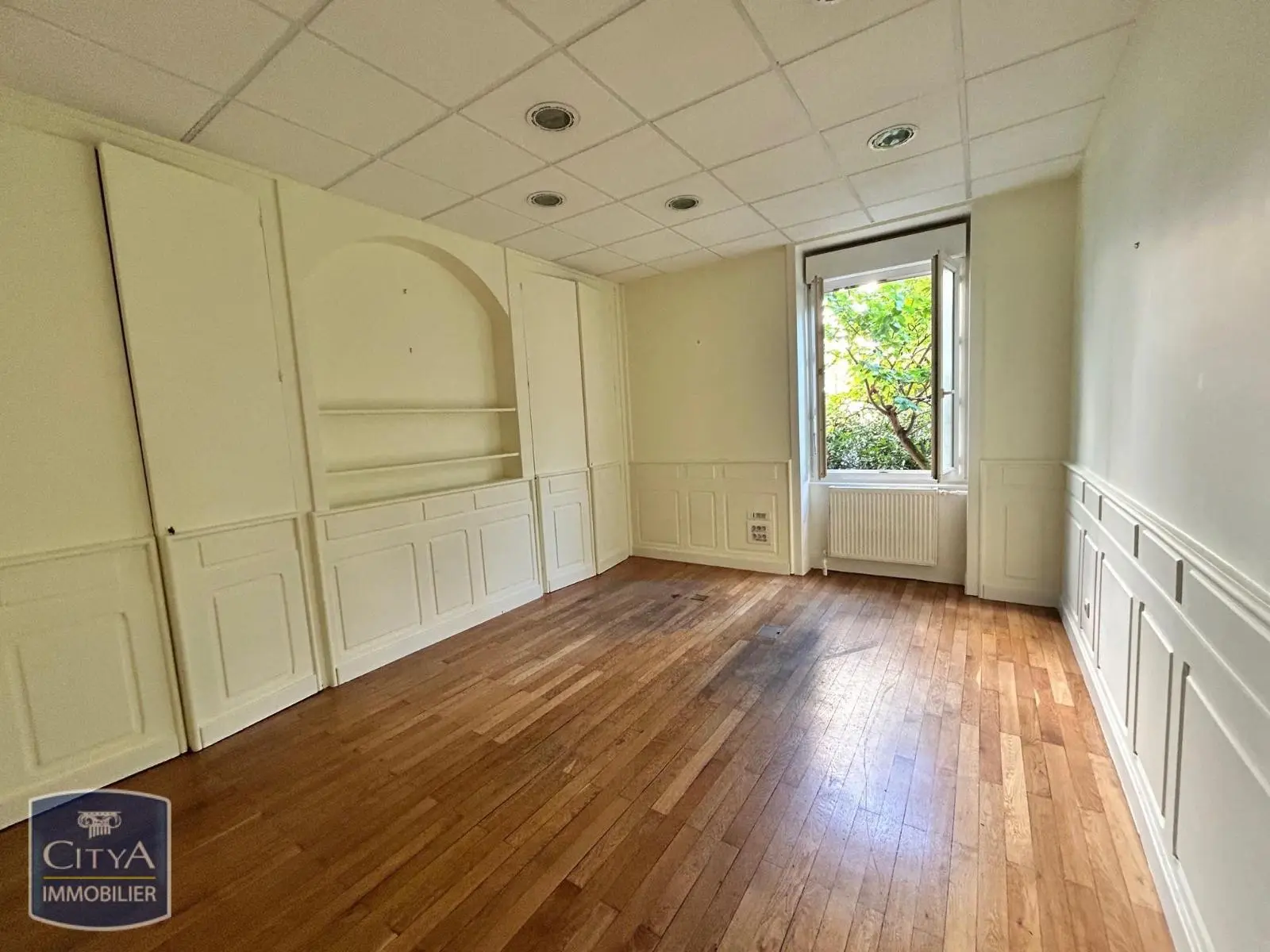 Photo 3 Local Commercial 75m²