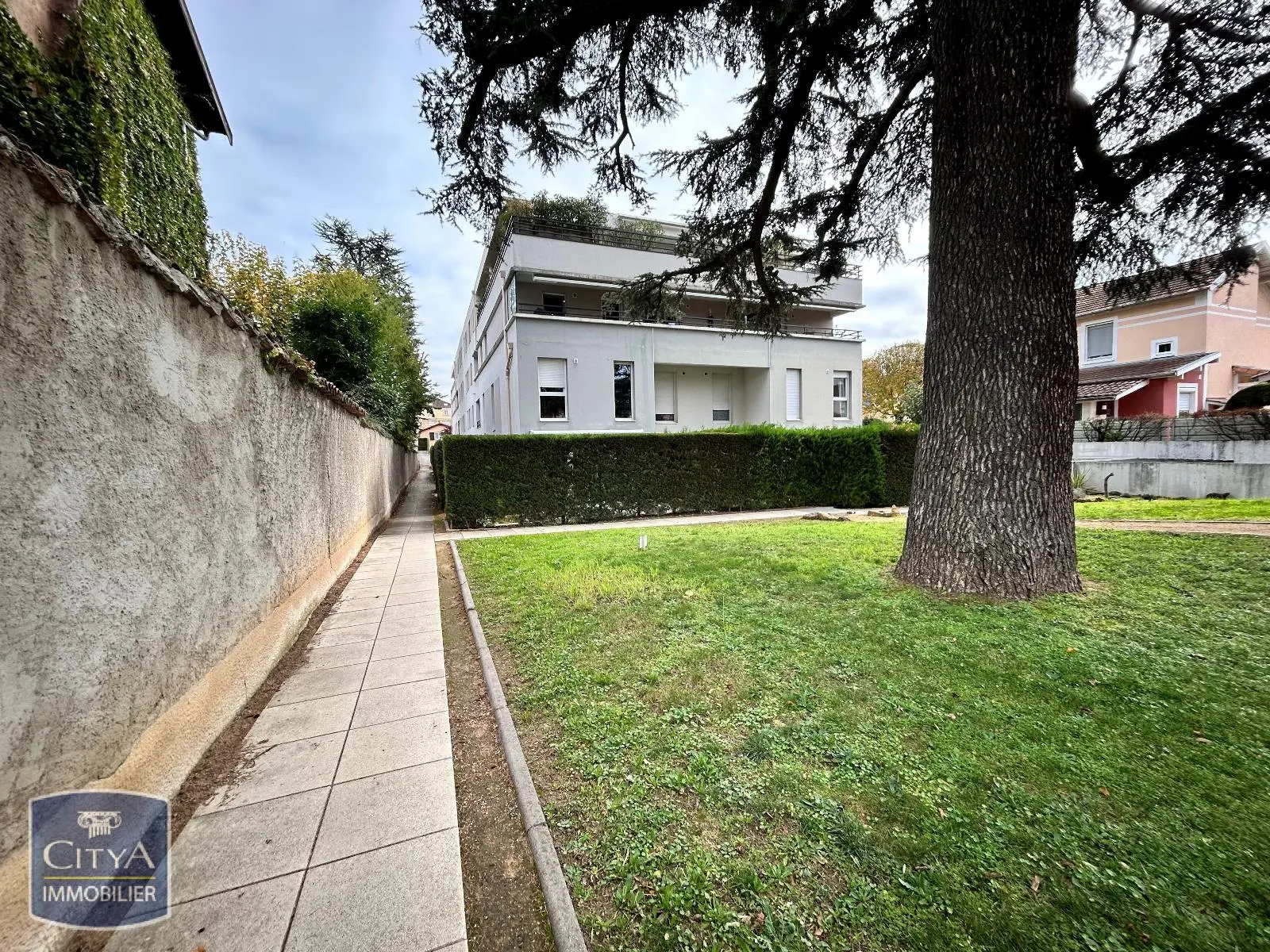 Photo 1 Appartement 3 pièces 75m²