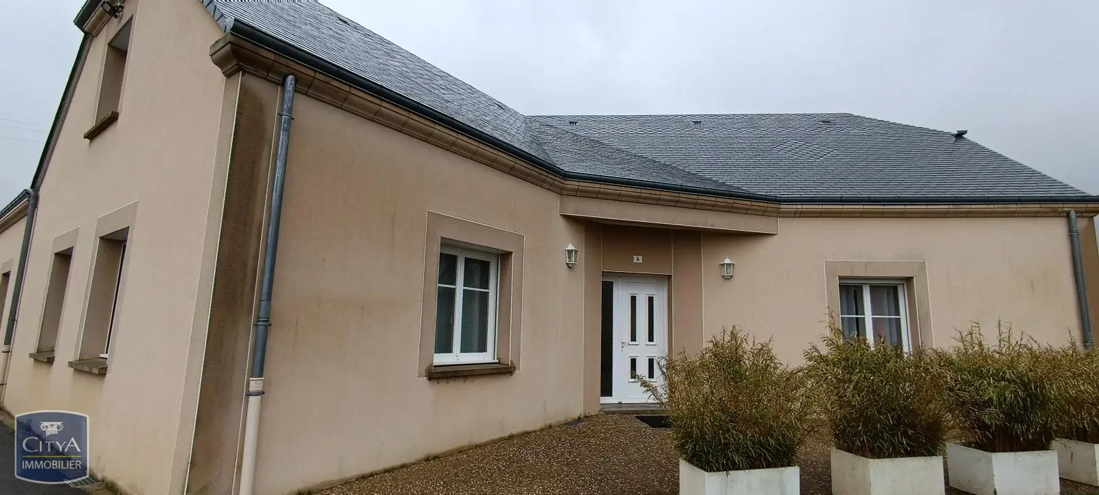 Photo 2 Maison 7 pièces 206.54m²