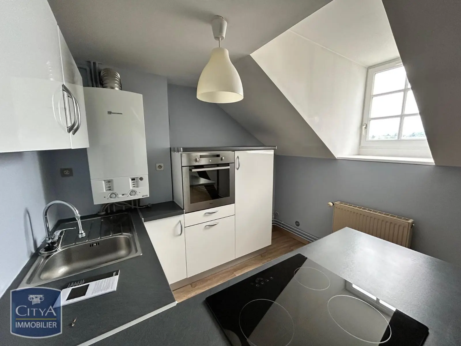 Photo 2 Appartement 1 pièce 30.85m²