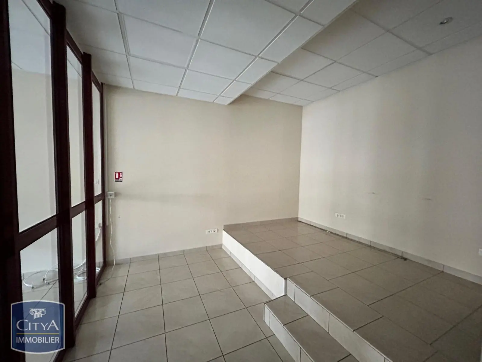 Photo 5 Local Commercial