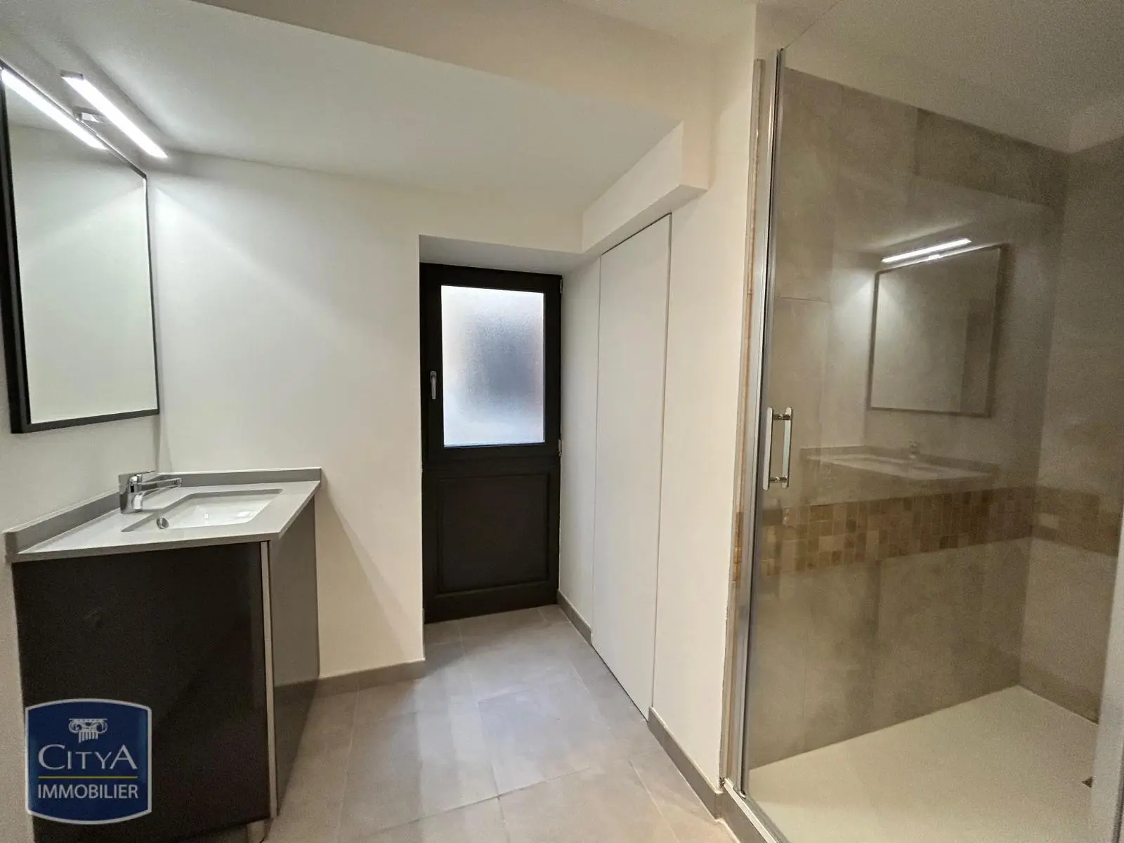 Photo 3 Appartement 1 pièce 34.8m²