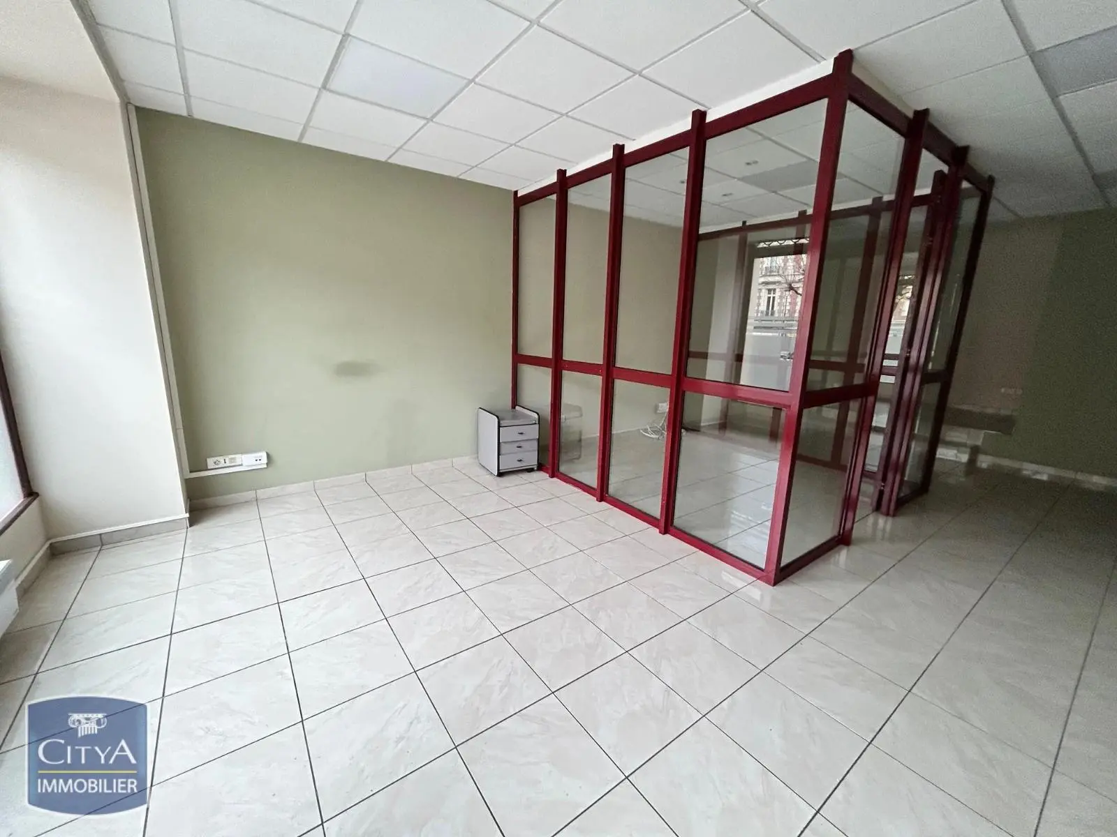 Photo 4 Local Commercial