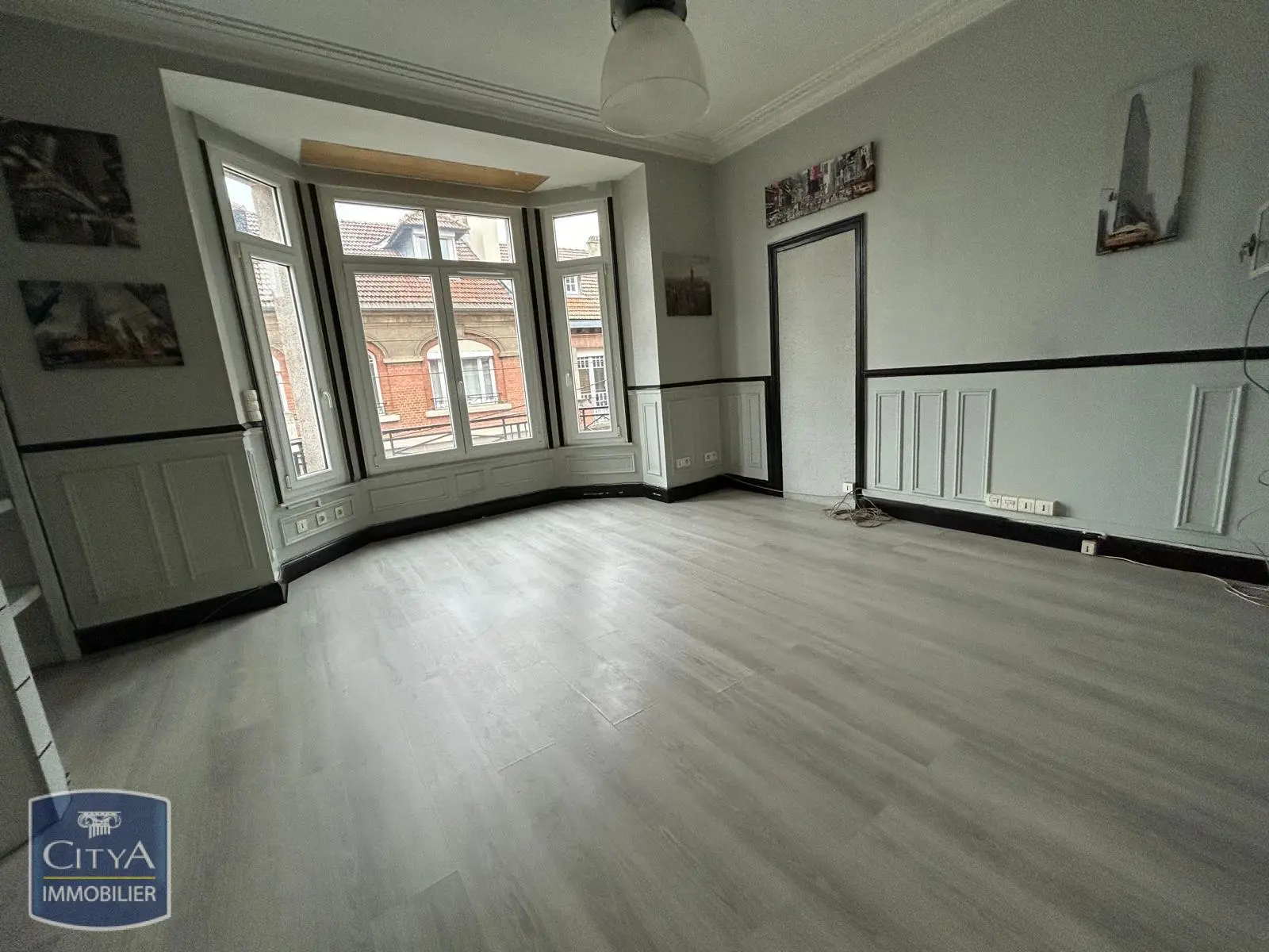 Photo 3 Local Professionnel