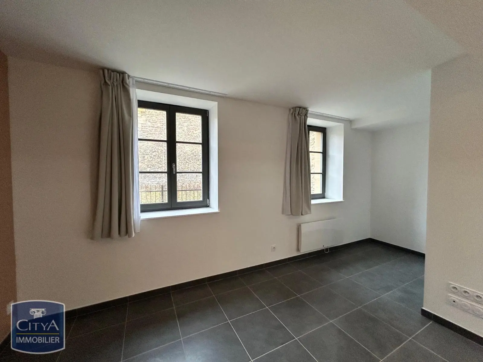 Photo 3 Appartement 1 pièce 24.98m²