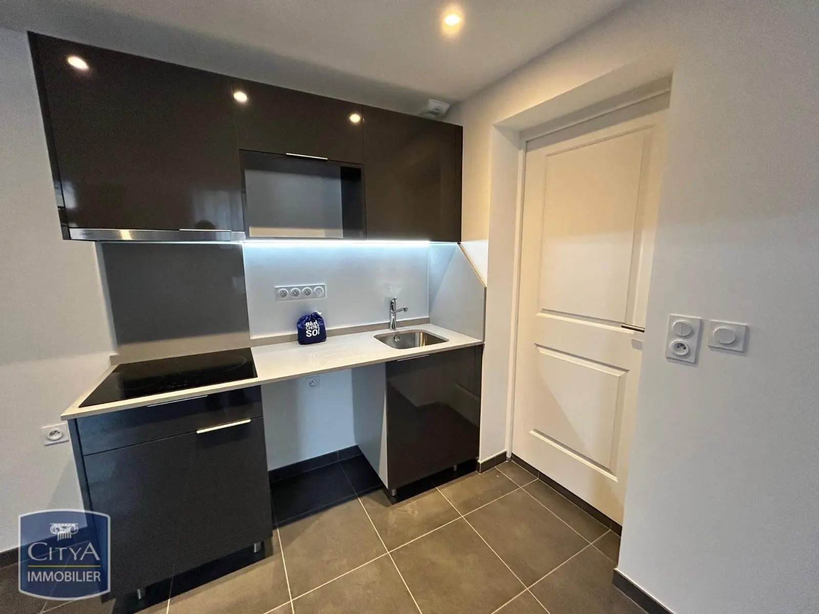 Photo 6 Appartement 1 pièce 34.8m²