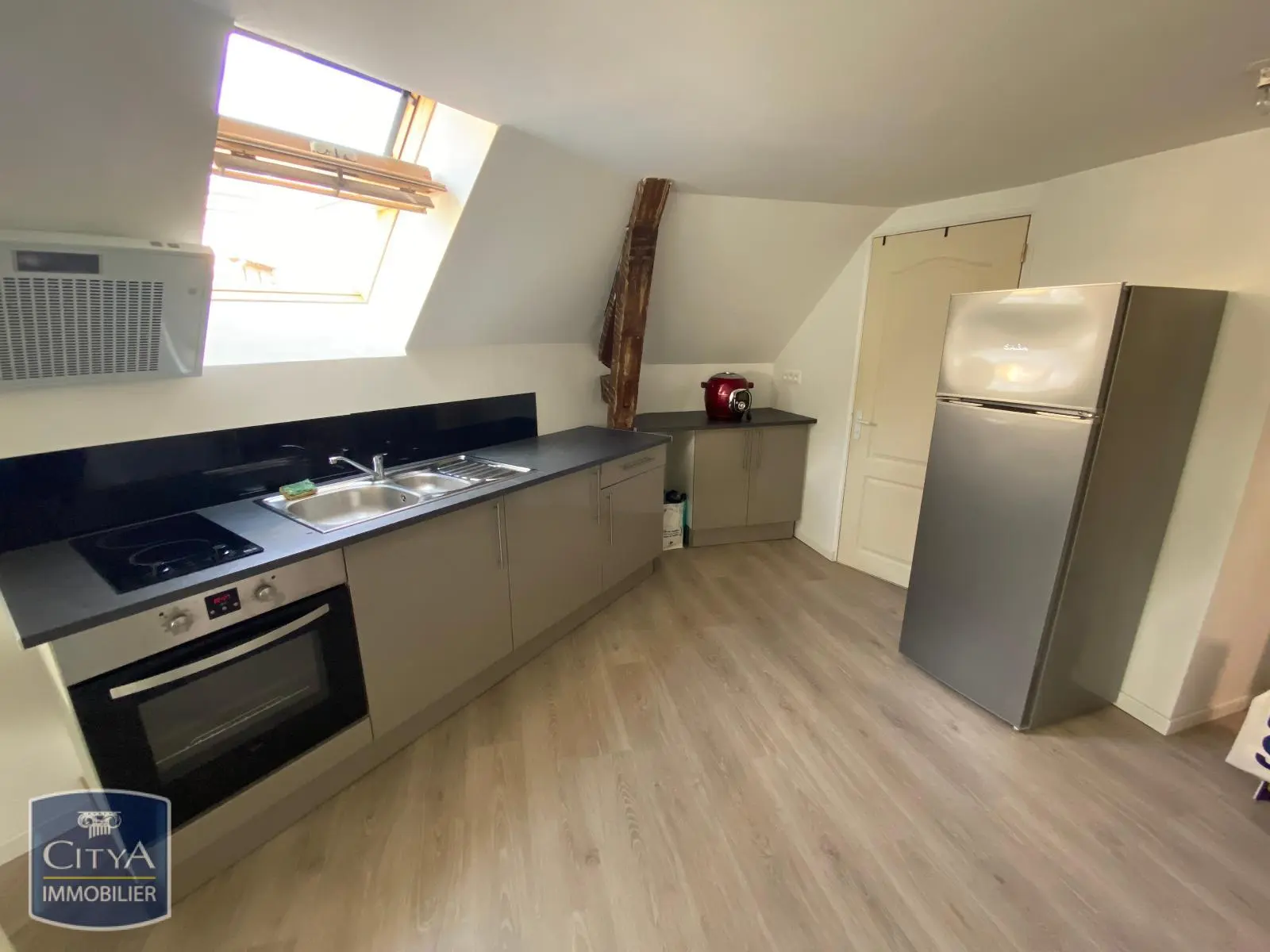 Photo 3 Appartement 1 pièce 17.84m²