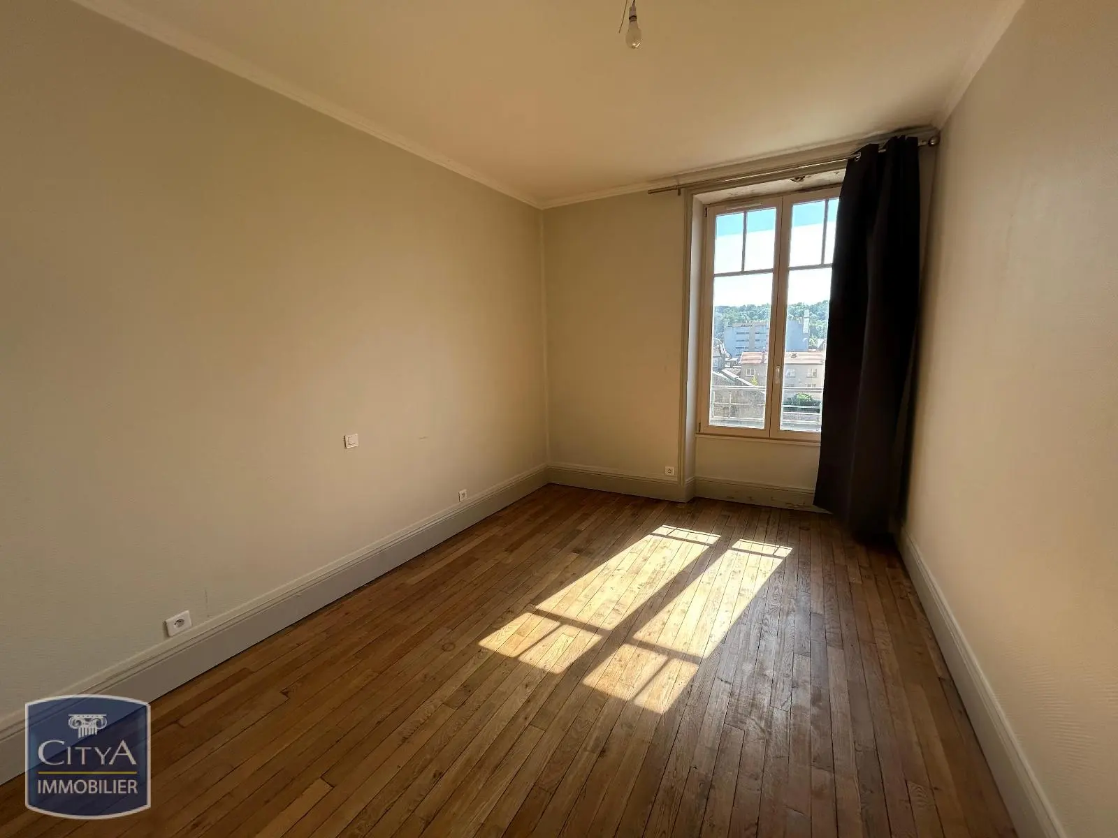 Photo 8 Appartement 4 pièces 97.48m²