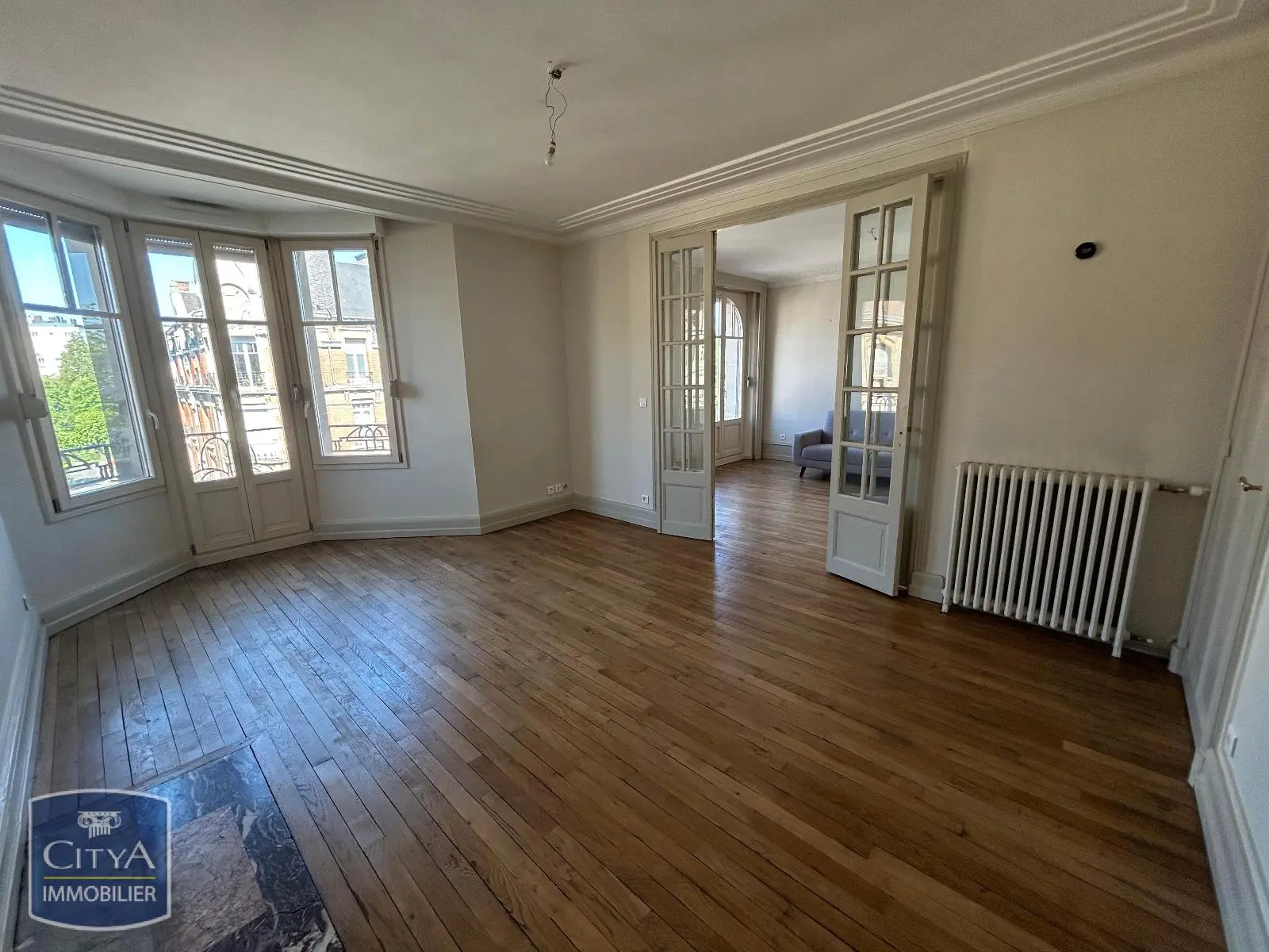 Photo 1 Appartement 4 pièces 97.48m²