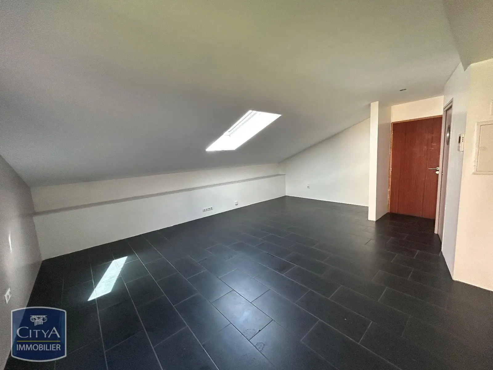Photo 4 Appartement 1 pièce 27.49m²
