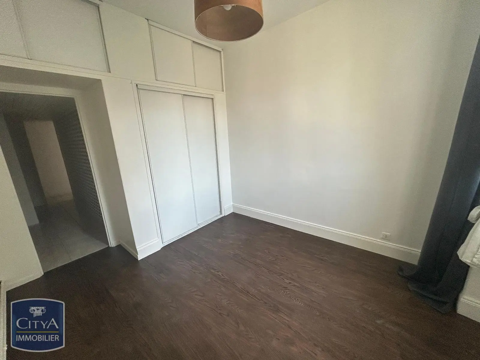 Photo 3 Appartement 1 pièce 56.81m²