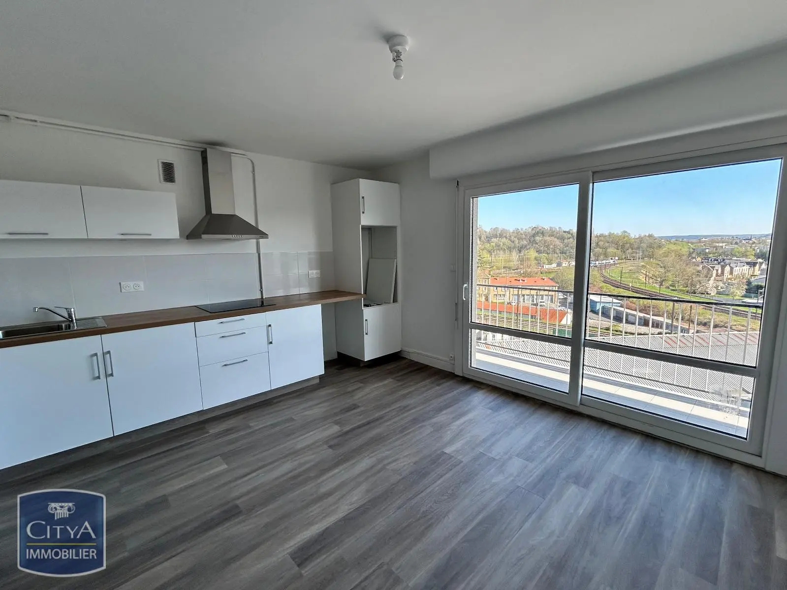 Photo 1 Appartement 2 pièces 34.32m²