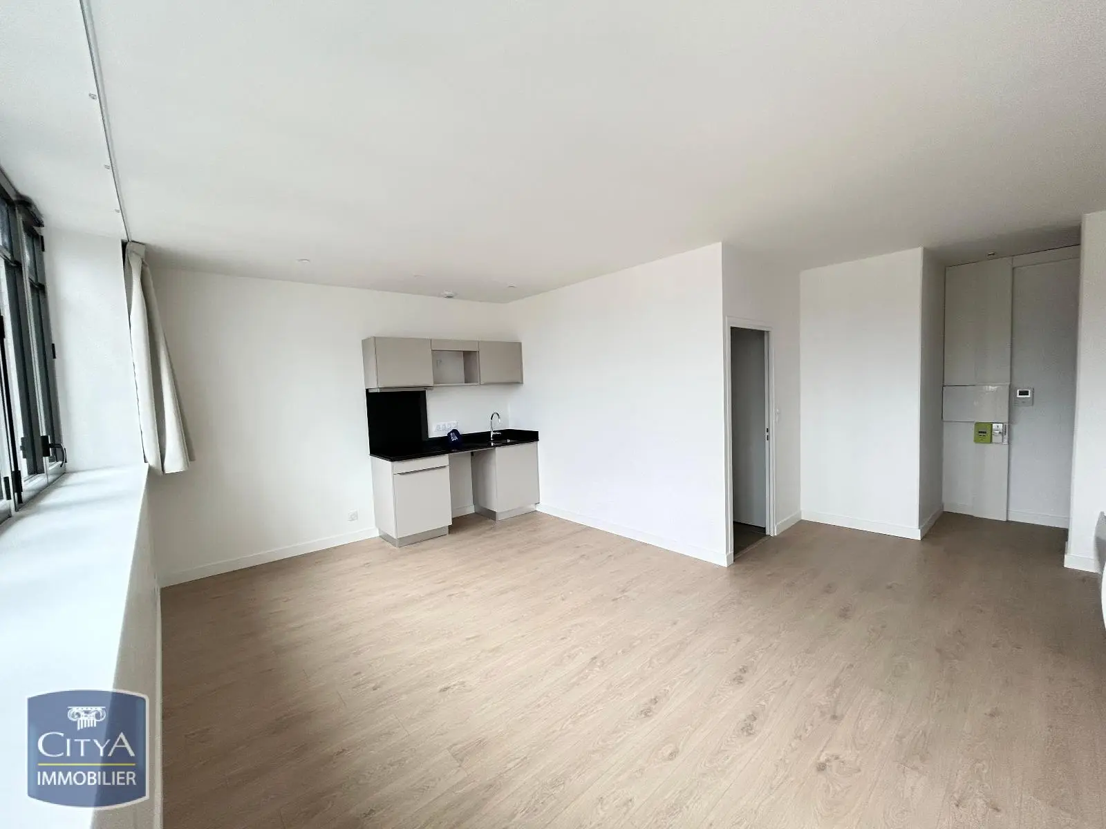 Photo 2 Appartement 1 pièce 29.7m²