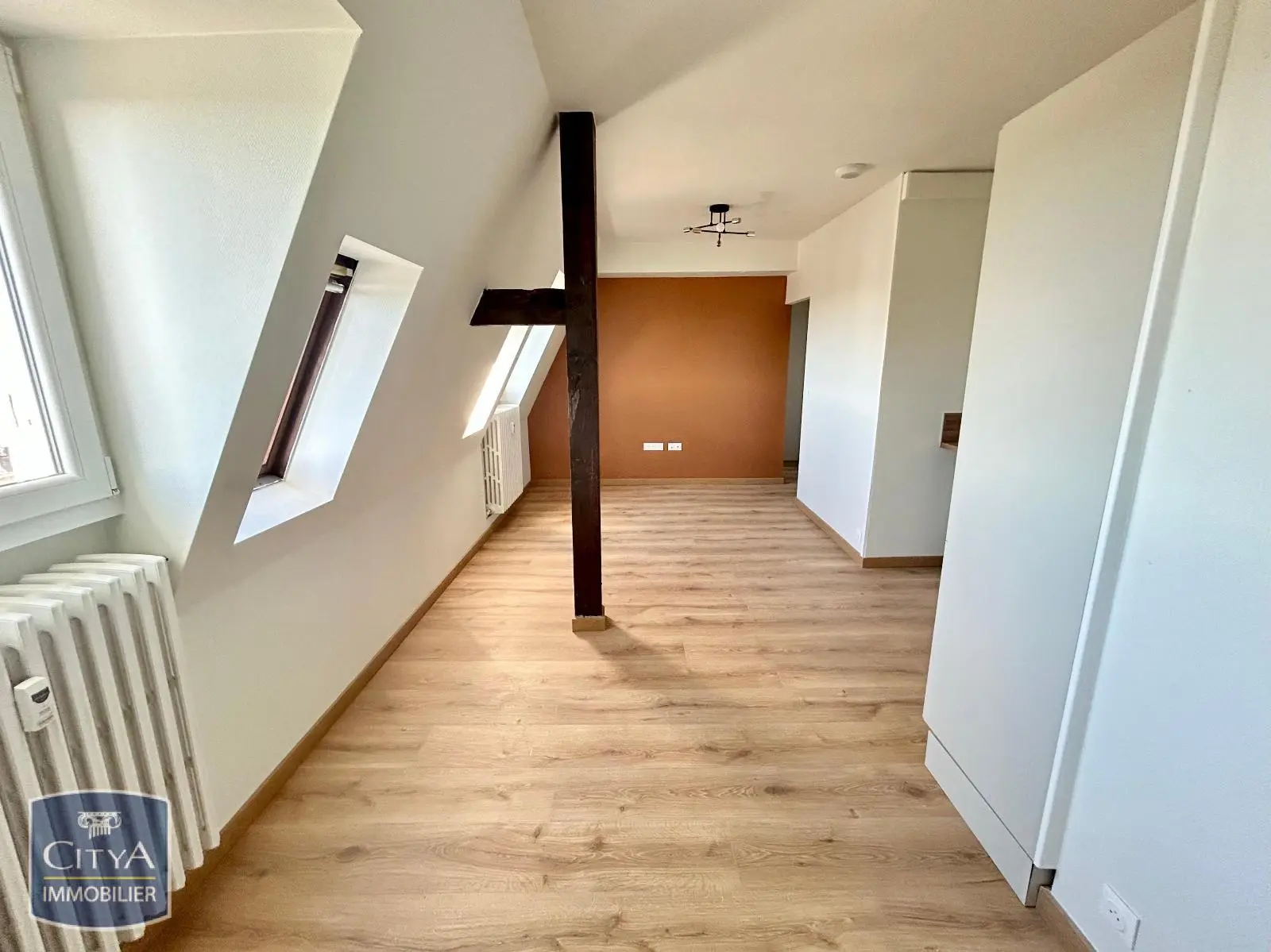 Photo 2 Appartement 1 pièce 40.12m²