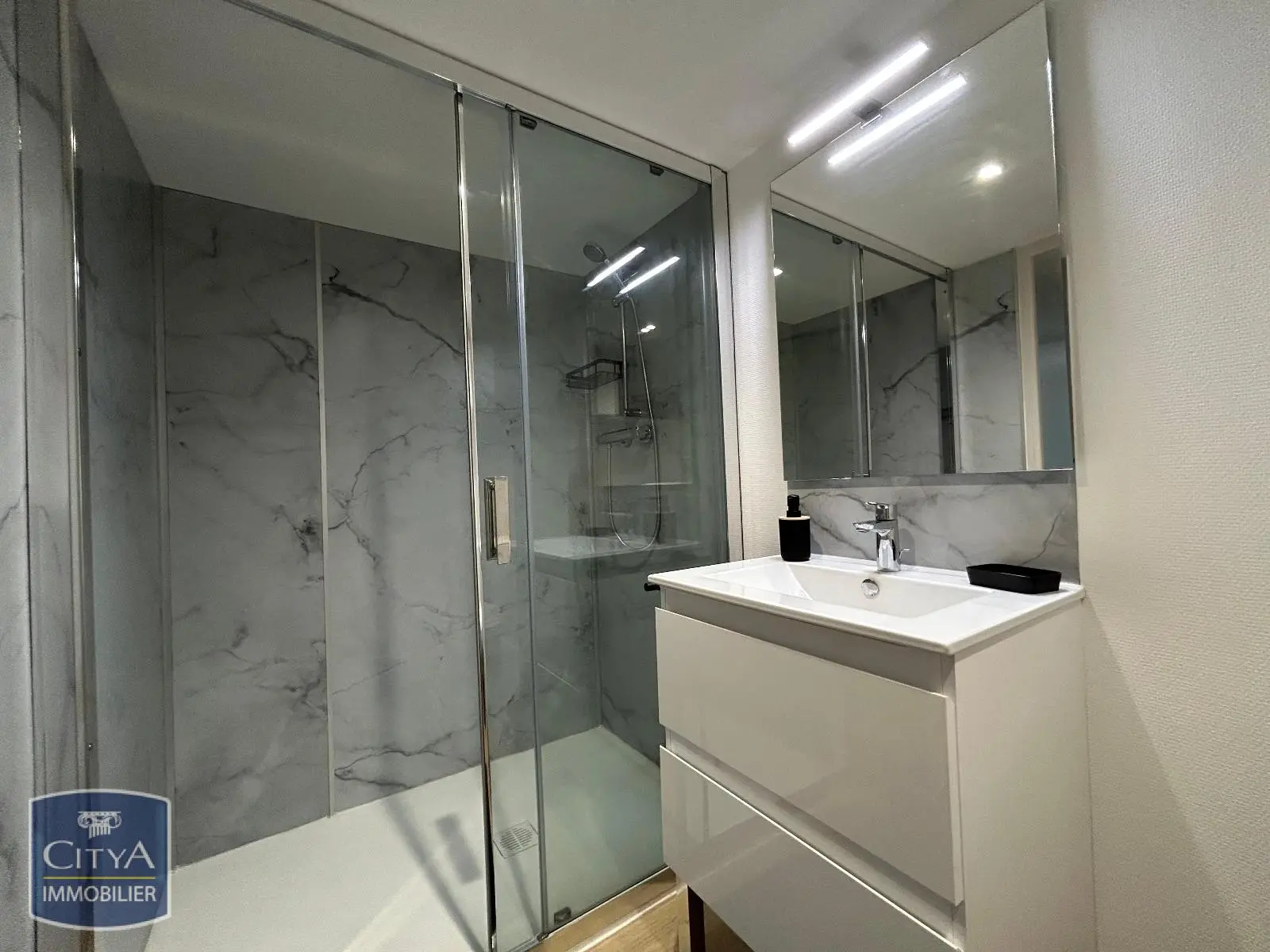 Photo 4 Appartement 1 pièce 26.27m²