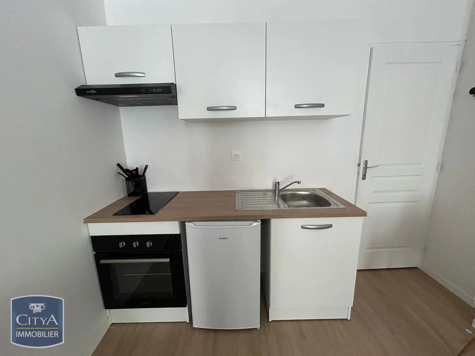 Photo 4 Appartement 1 pièce 15.34m²