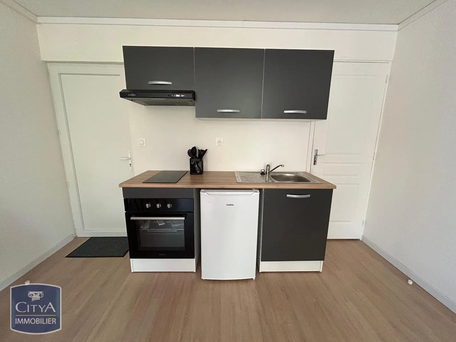 Photo 5 Appartement 1 pièce 19.98m²