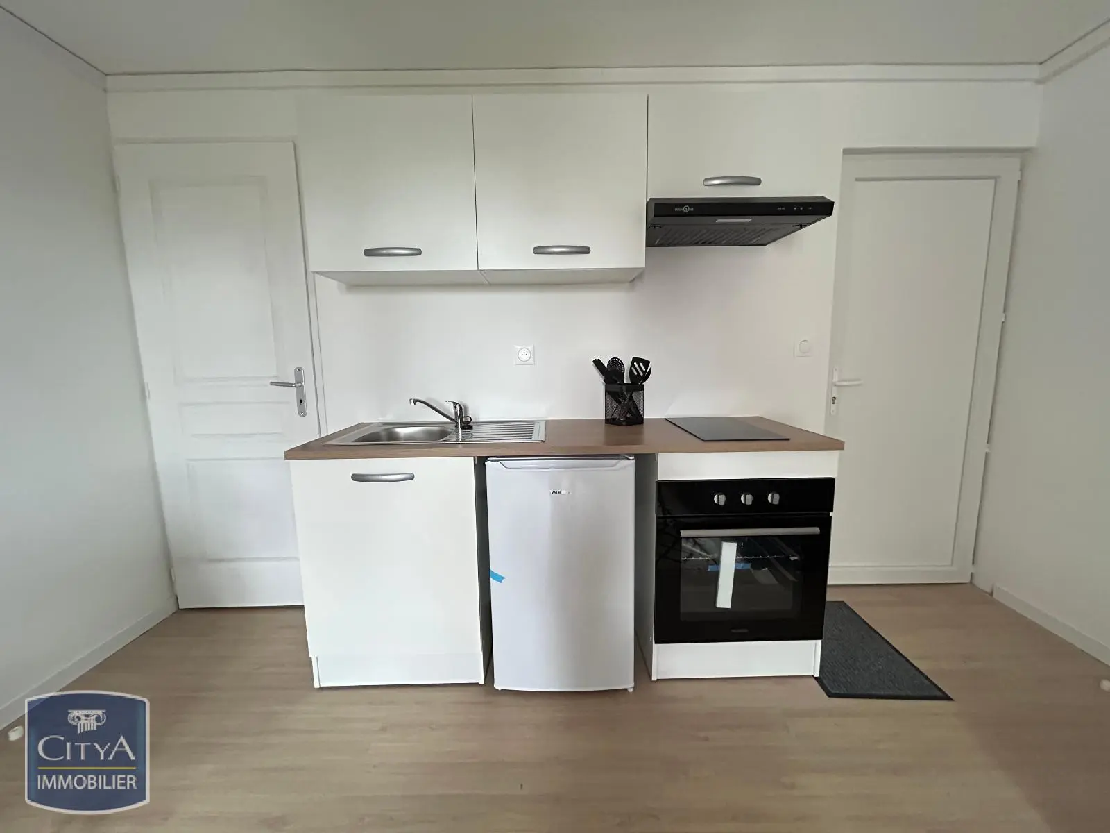 Photo 5 Appartement 1 pièce 17.98m²