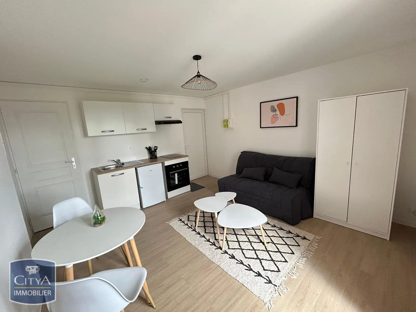 Photo 2 Appartement 1 pièce 17.98m²