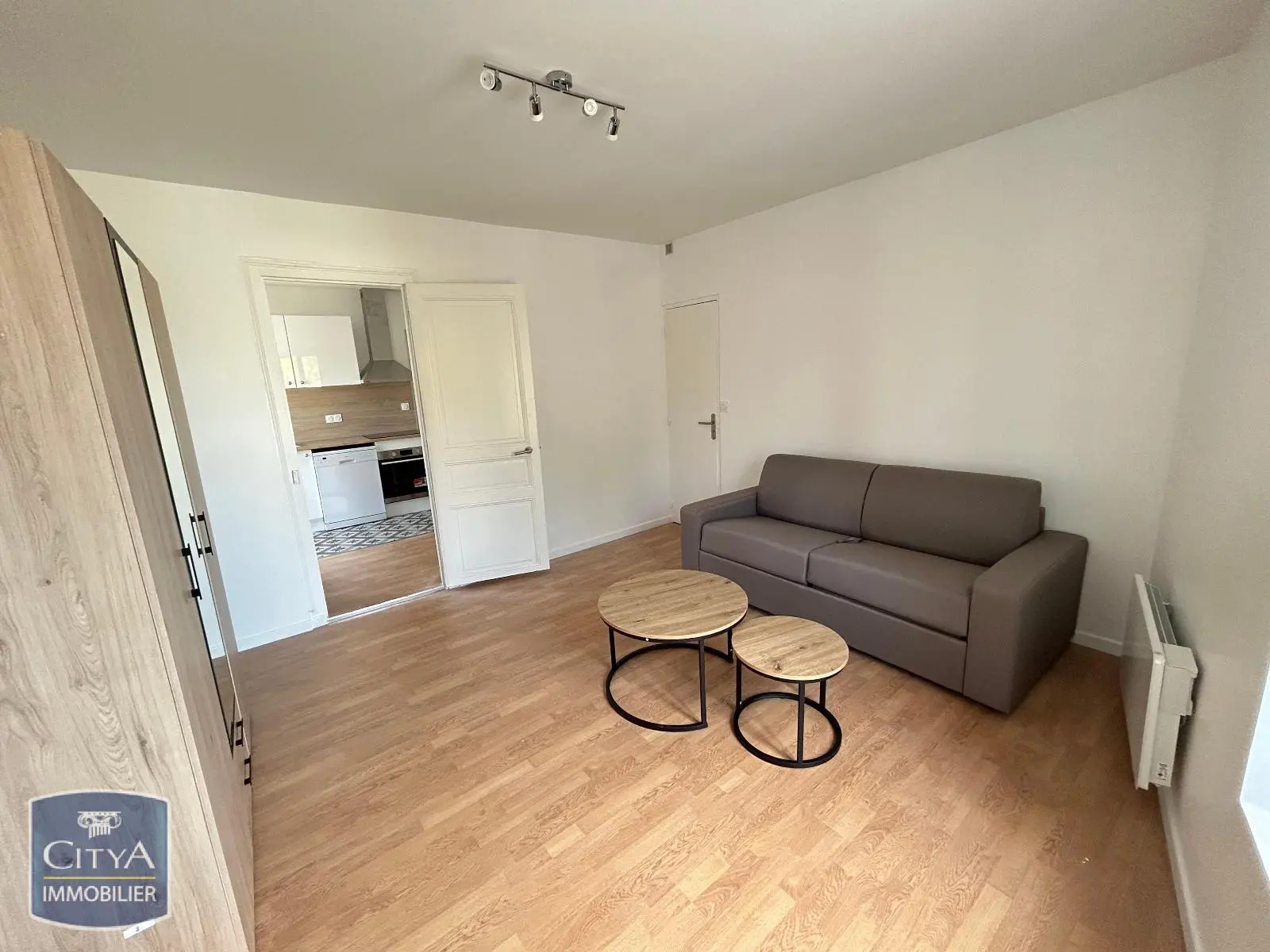 Photo 1 Appartement 1 pièce 29.4m²