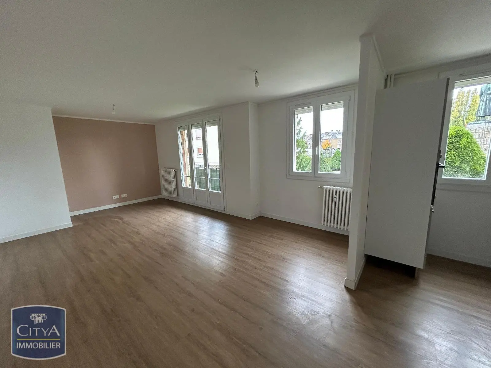 Photo 2 Appartement 2 pièces 46.98m²
