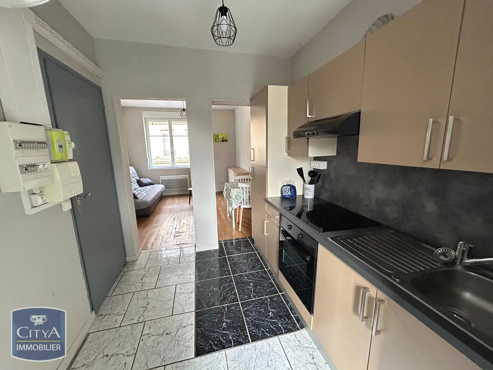 Photo 1 Appartement 1 pièce 21.35m²