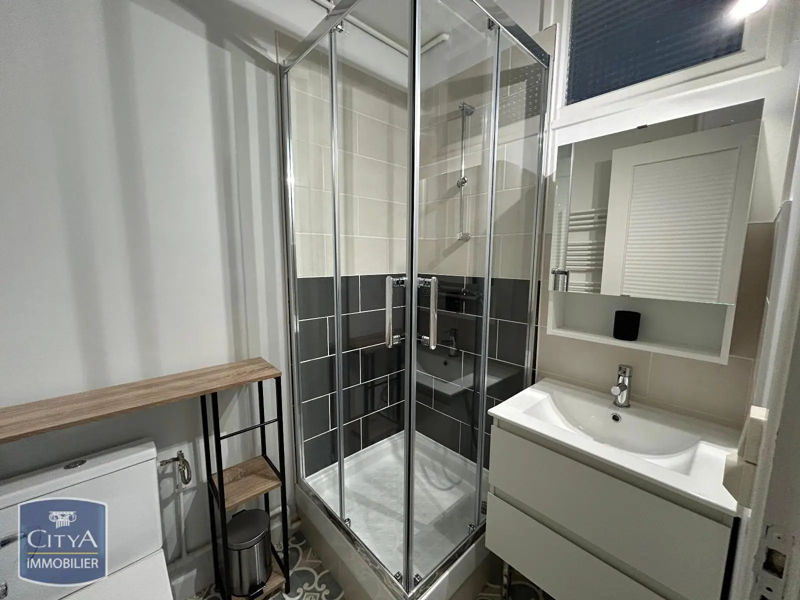 Photo 1 Appartement 1 pièce 28.15m²