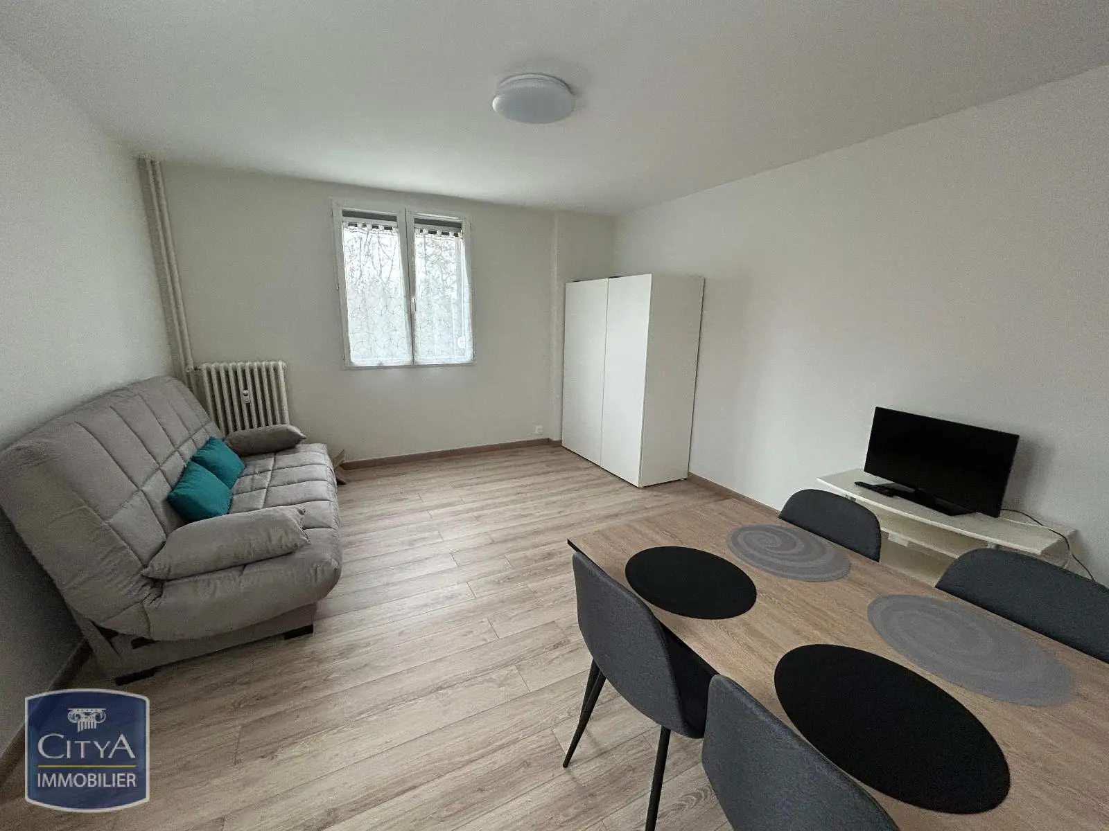 Photo 3 Appartement 1 pièce 28.15m²