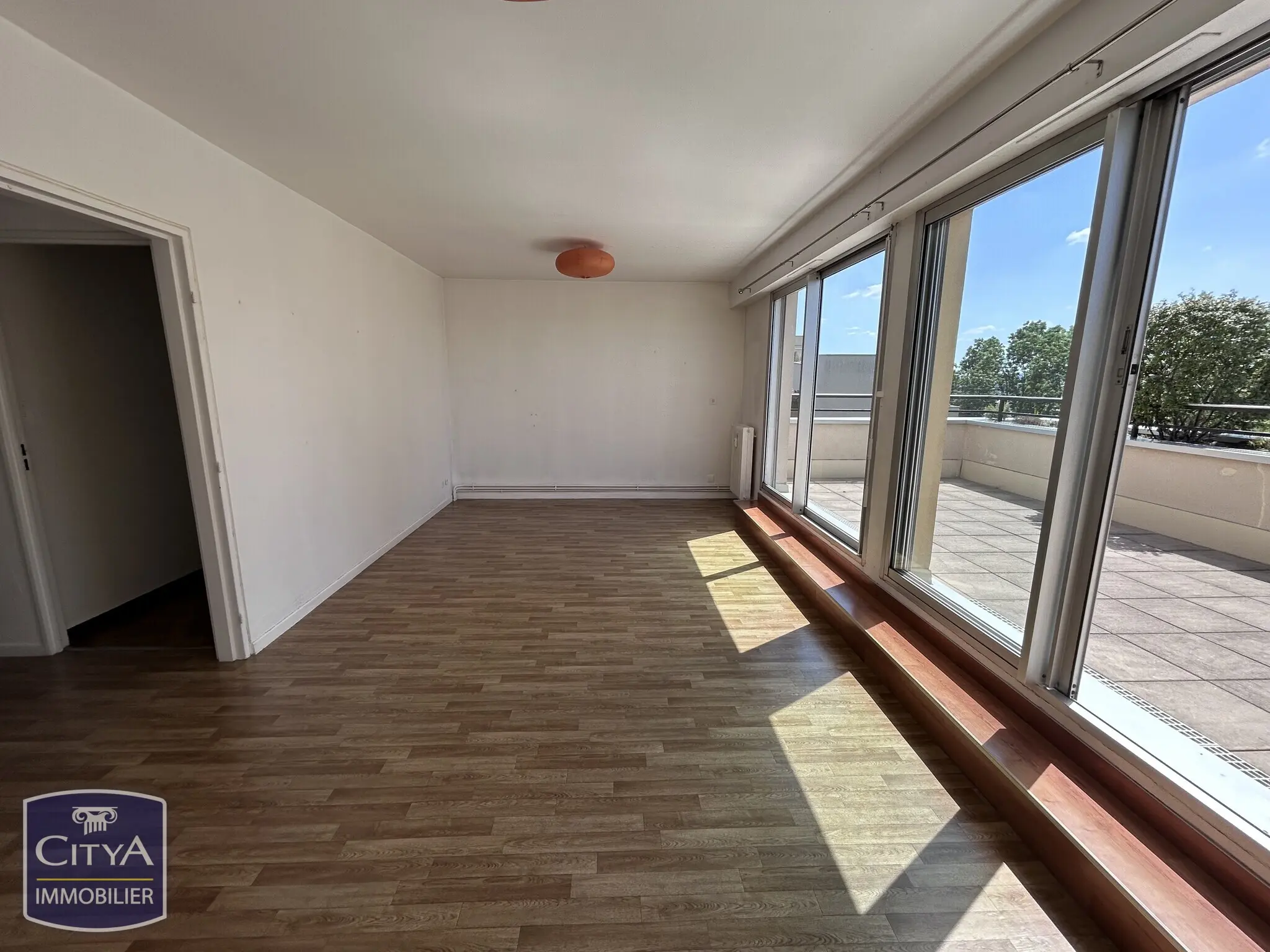 Photo 3 Appartement 3 pièces 75.9m²