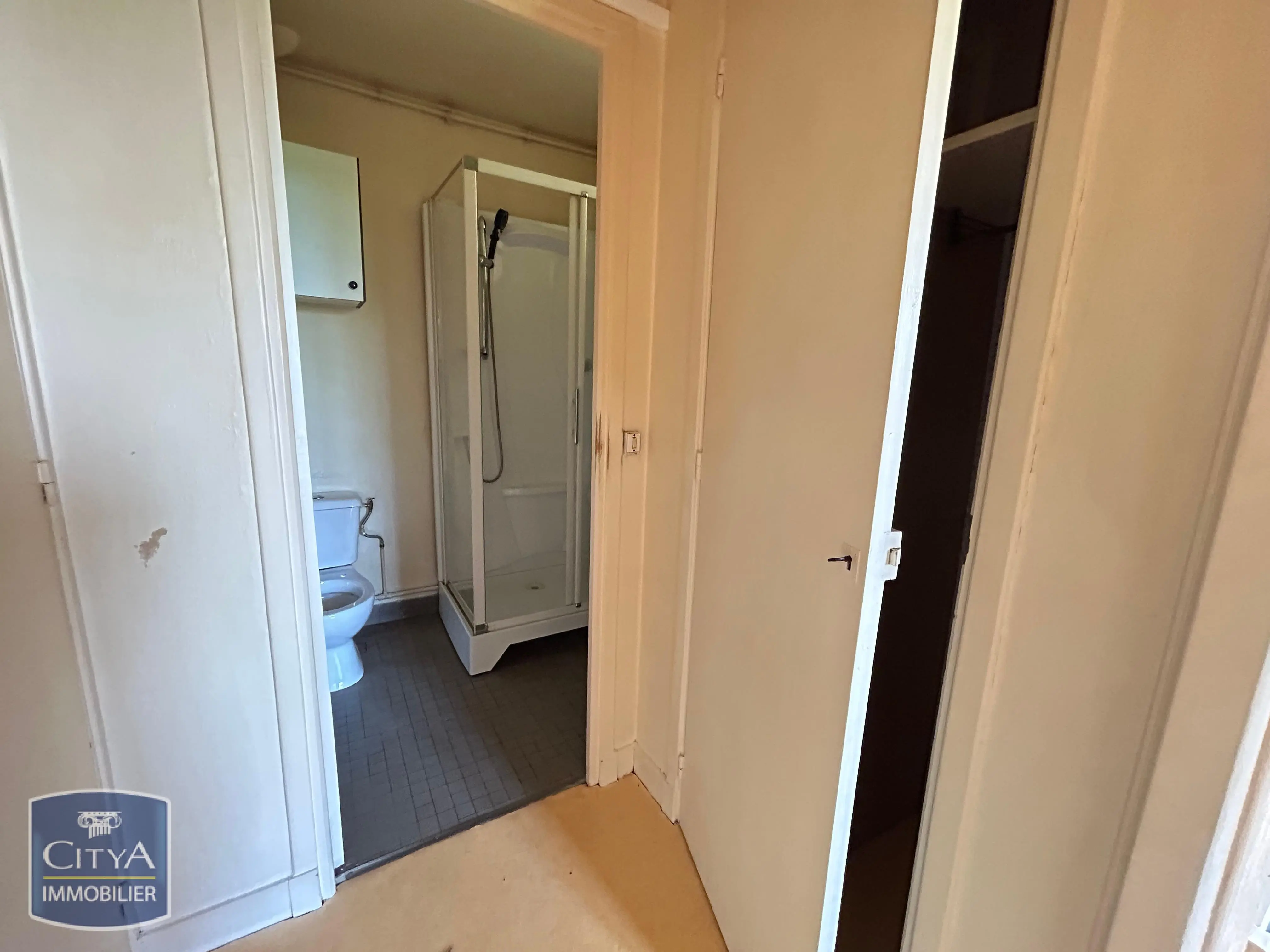 Photo 5 Appartement 1 pièce 27.68m²