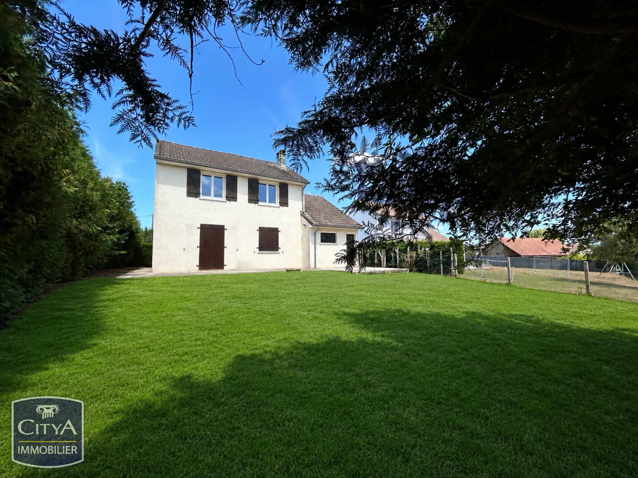 Photo 1 Maison 5 pièces 118.6m²
