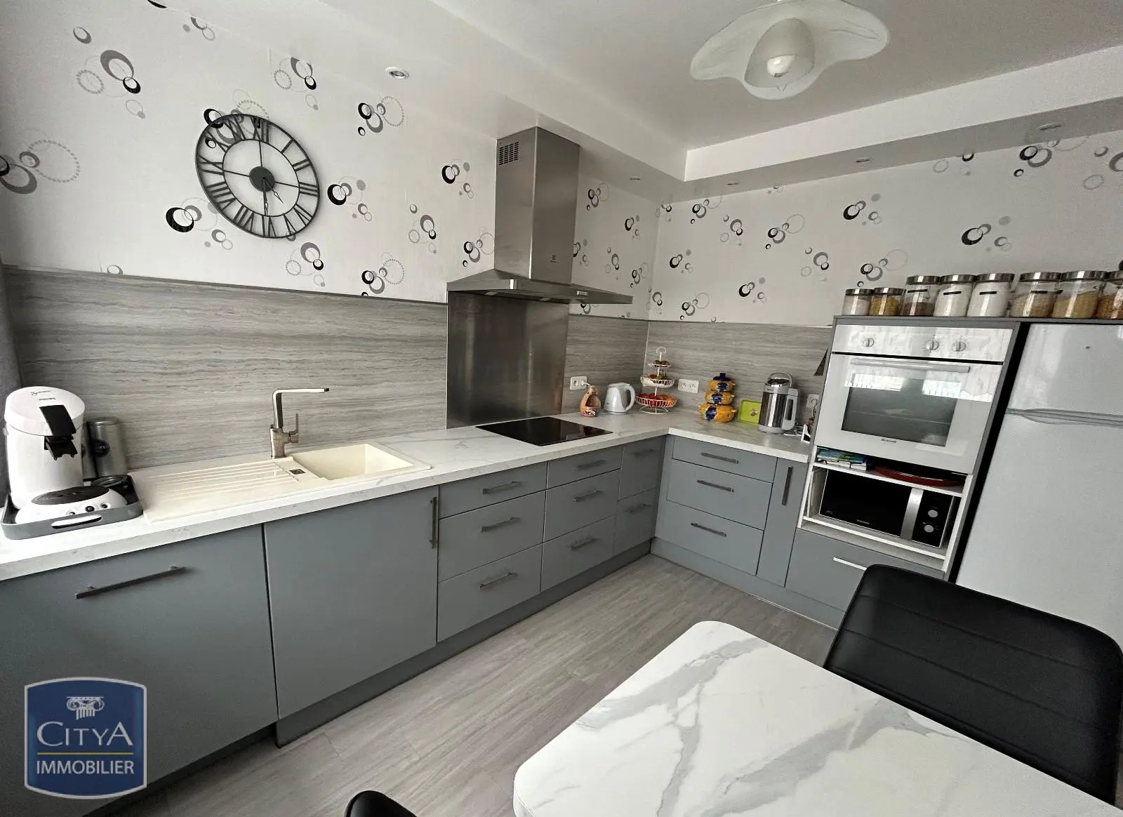 Photo 2 Maison 6 pièces 160m²