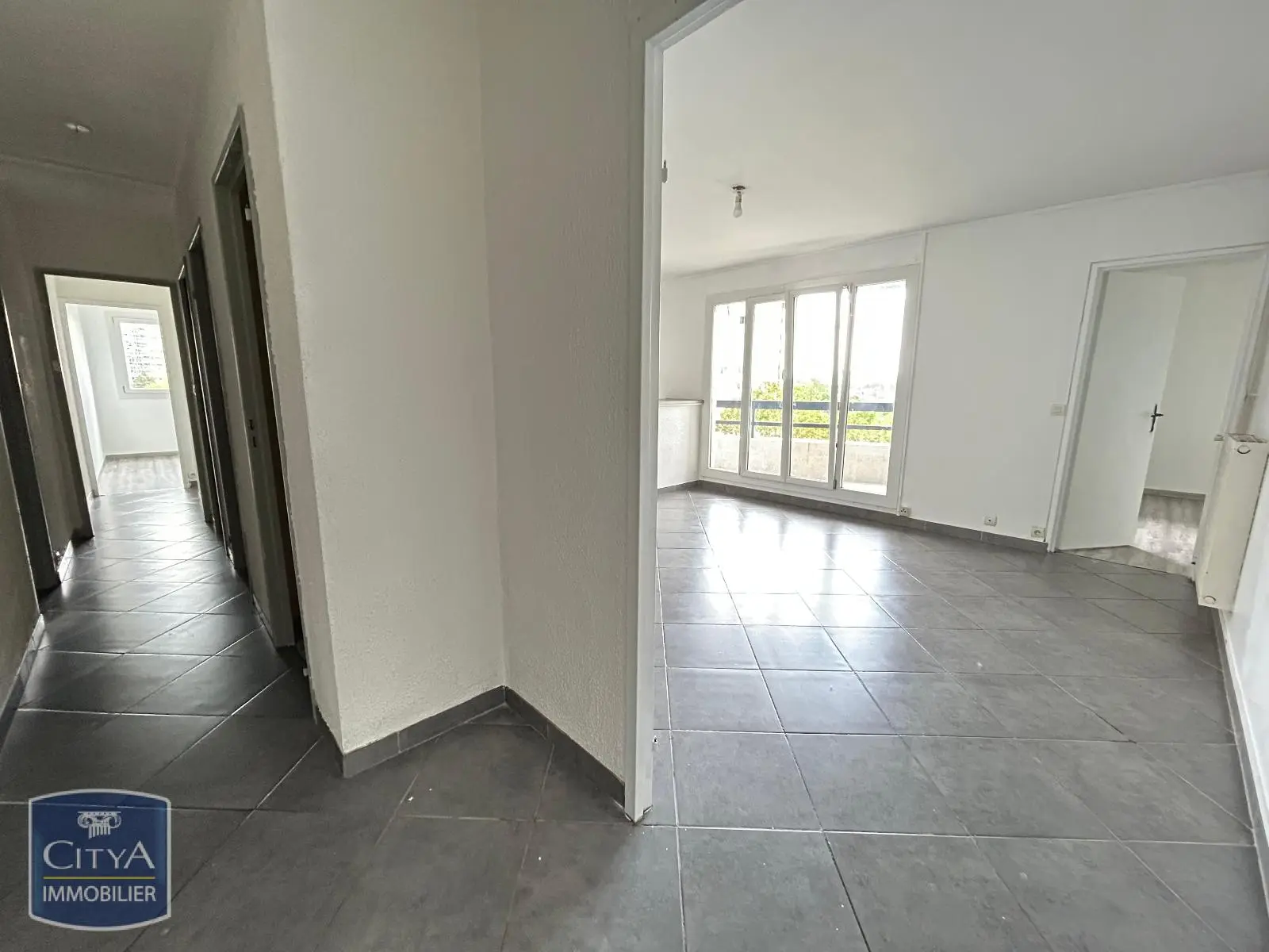 Photo 2 Appartement 4 pièces 81.07m²