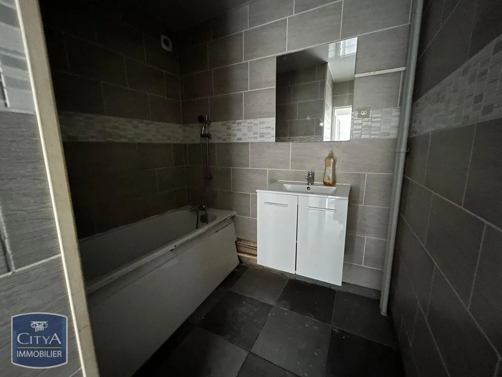 Photo 3 Appartement 4 pièces 81.07m²