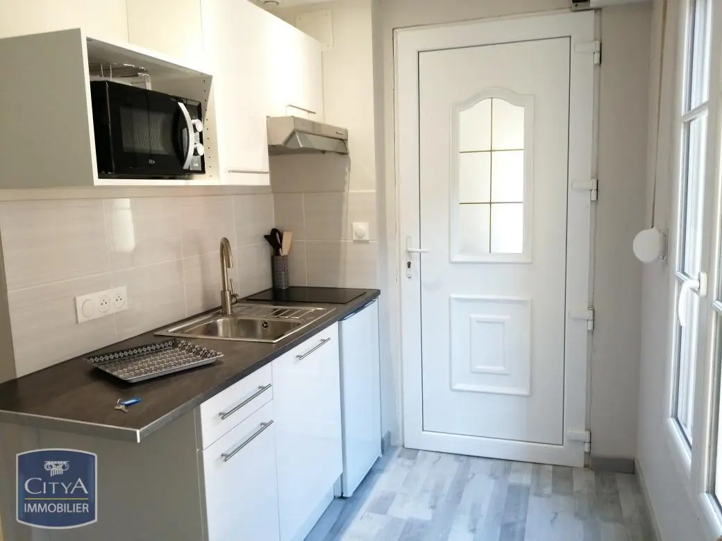 Photo 4 Appartement 1 pièce 14.01m²