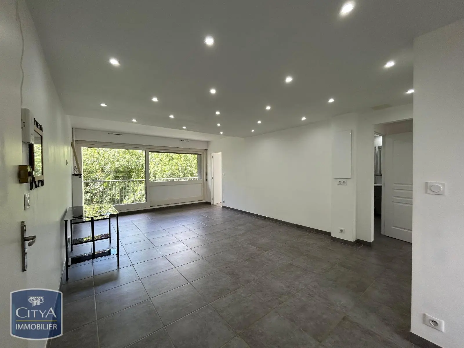 Photo 1 Appartement 4 pièces 81.91m²