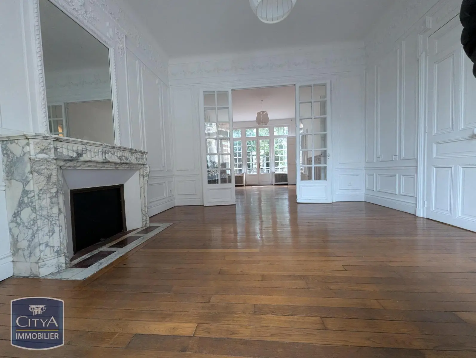 Photo 3 Demeure 10 pièces 260m²