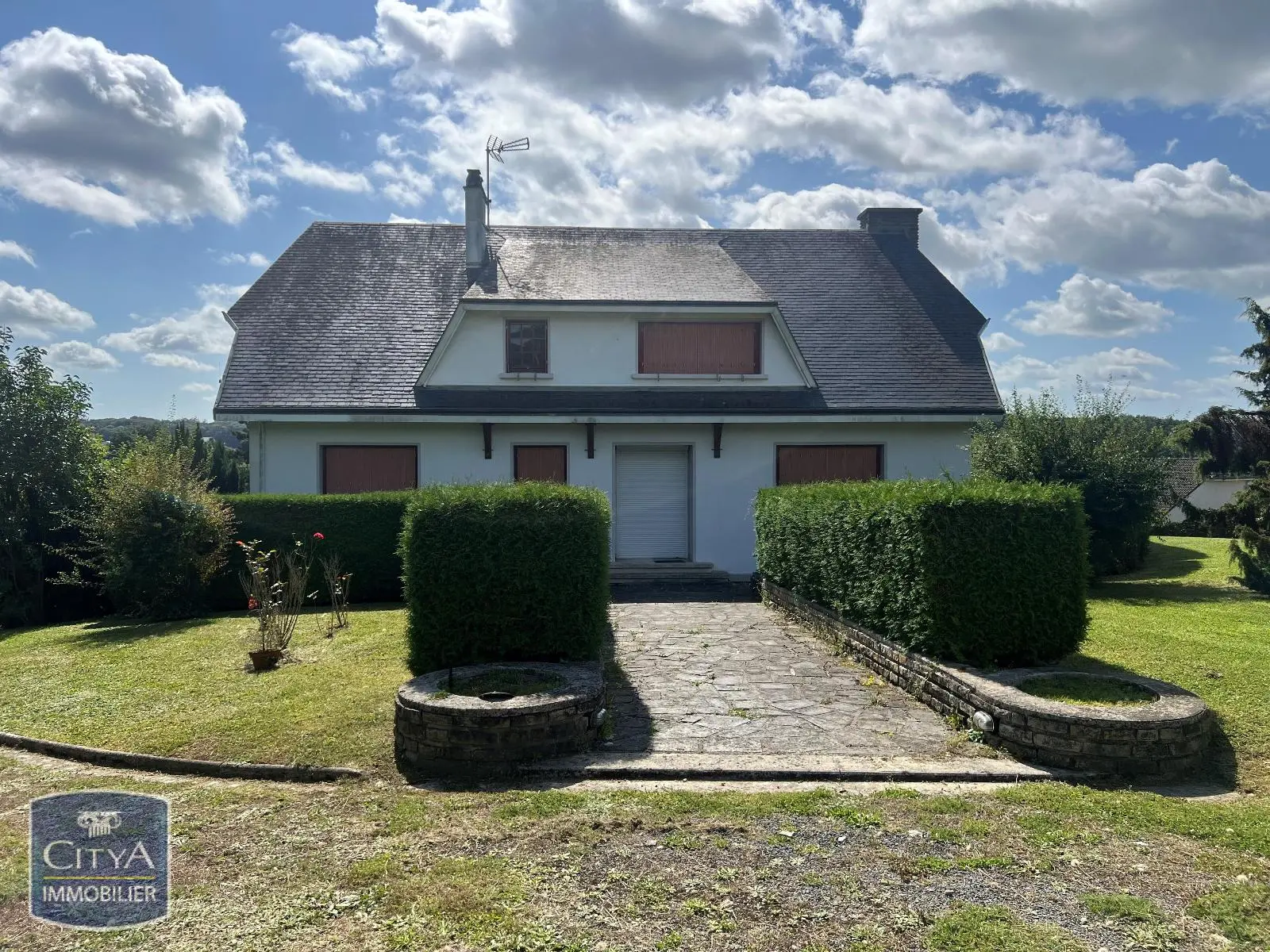 Photo 1 Maison 6 pièces 158m²