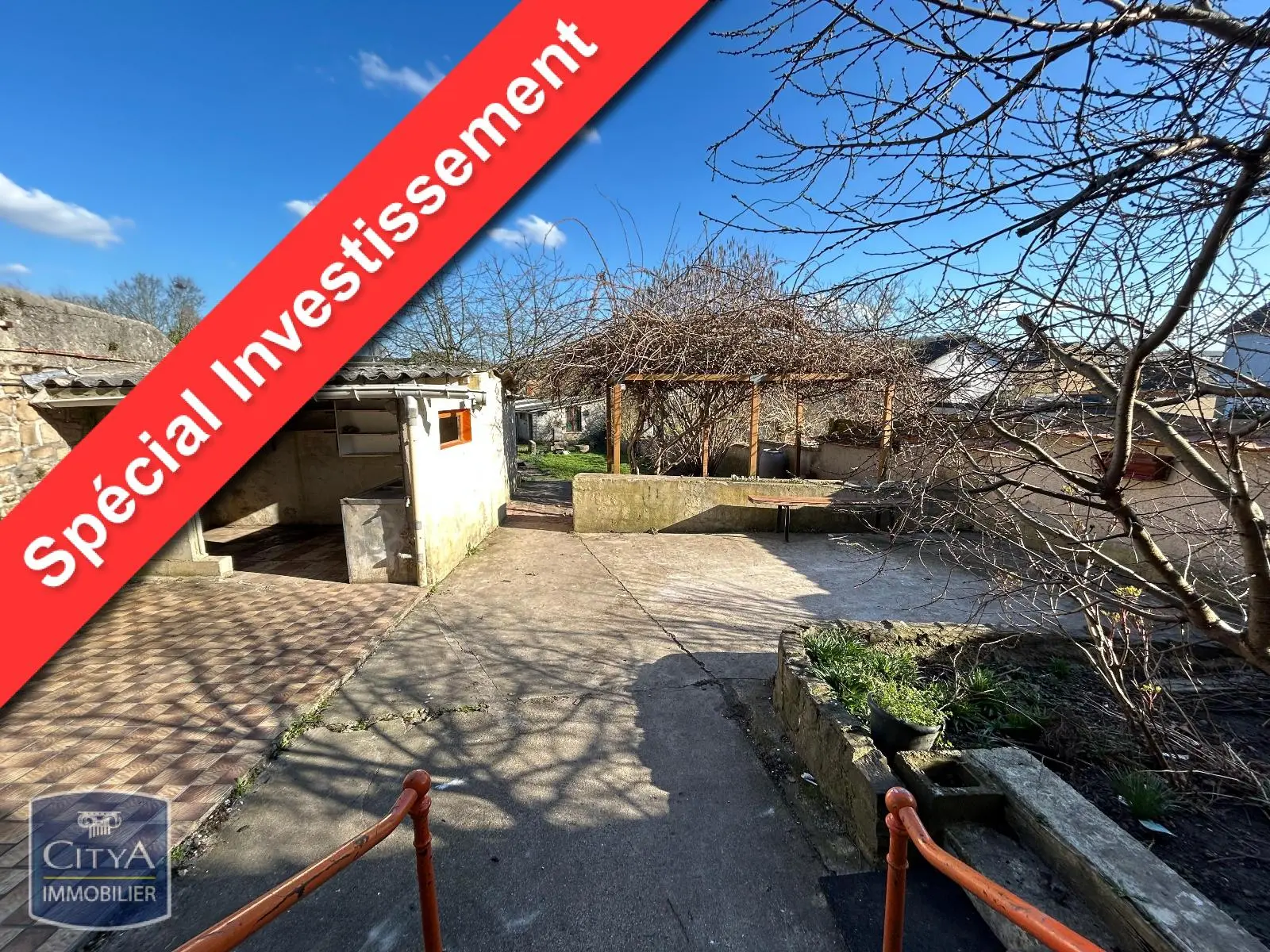 Photo 1 Immeuble 255m²