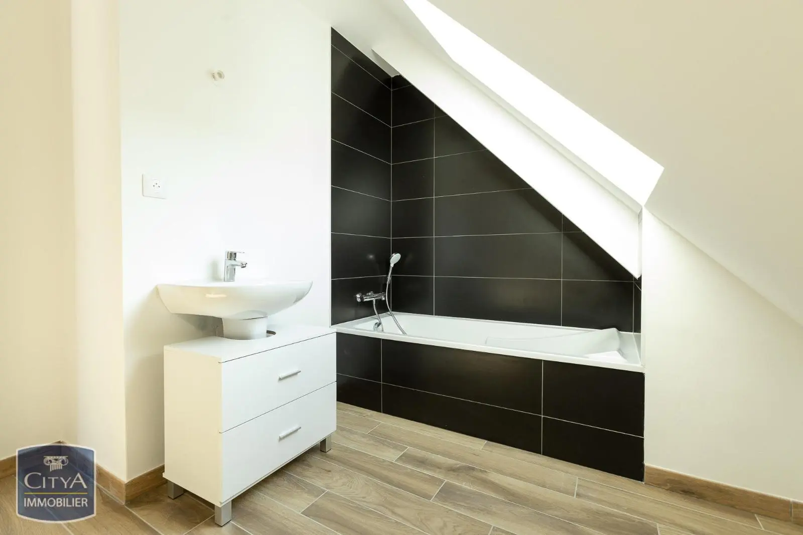 Photo 9 Maison 4 pièces 76.52m²