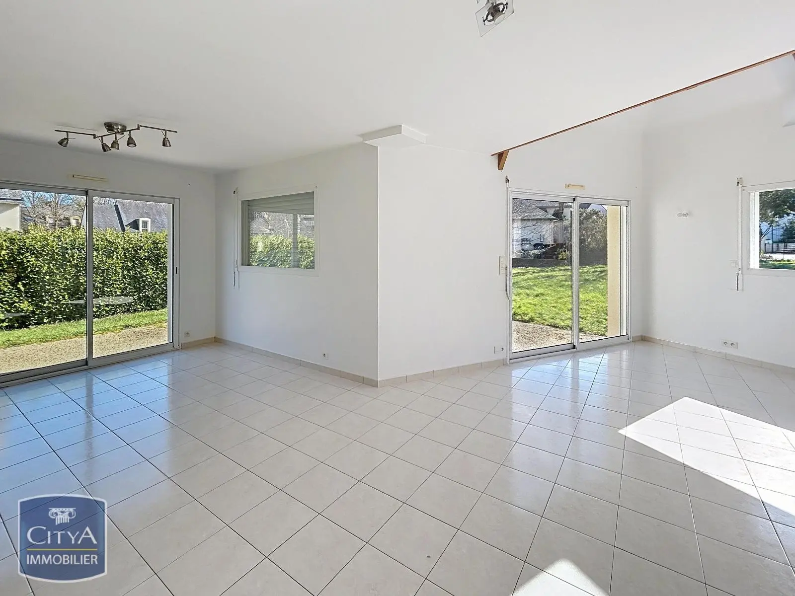 Photo 1 Maison 5 pièces 115.25m²