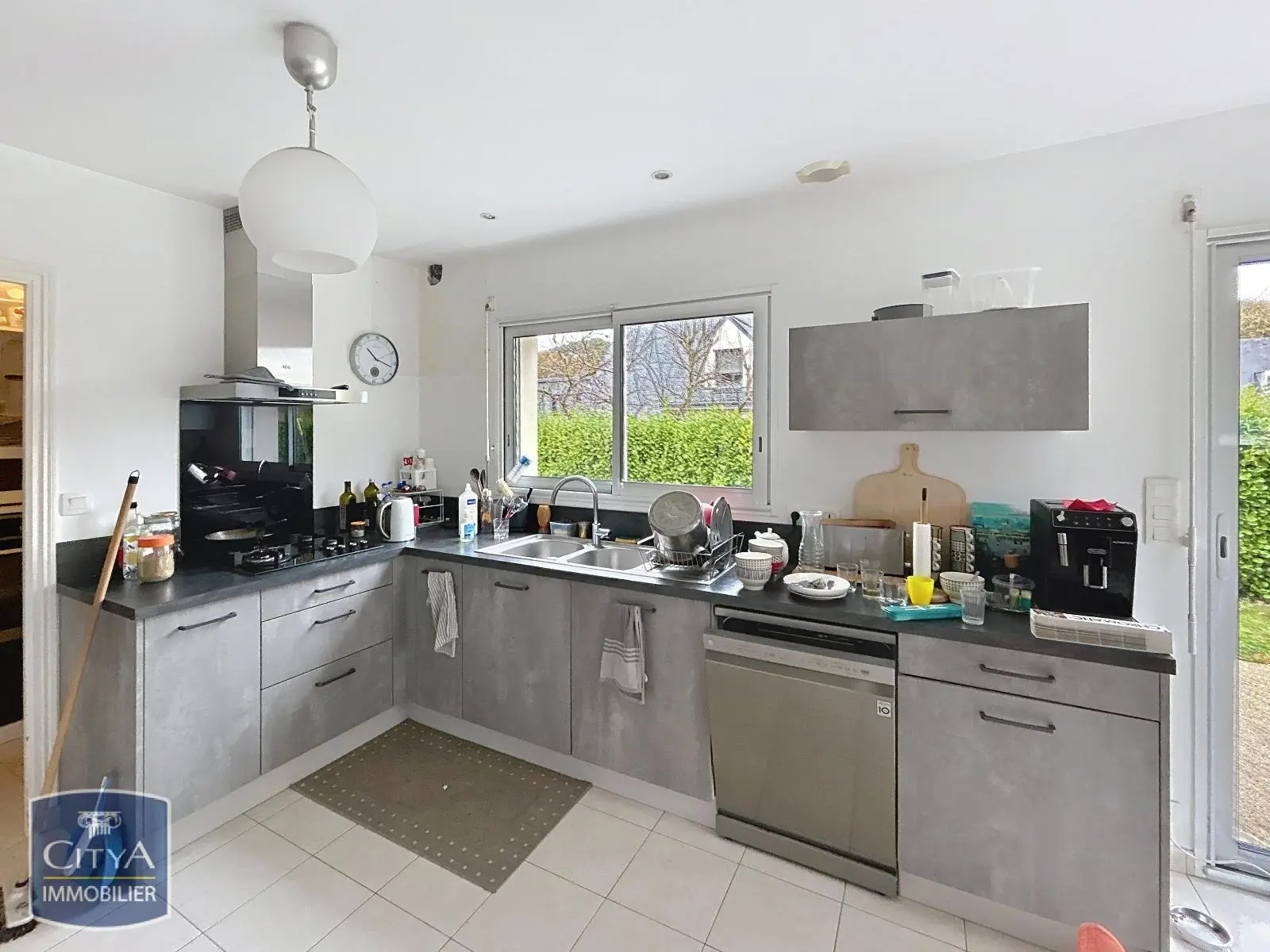 Photo 1 Maison 5 pièces 115m²