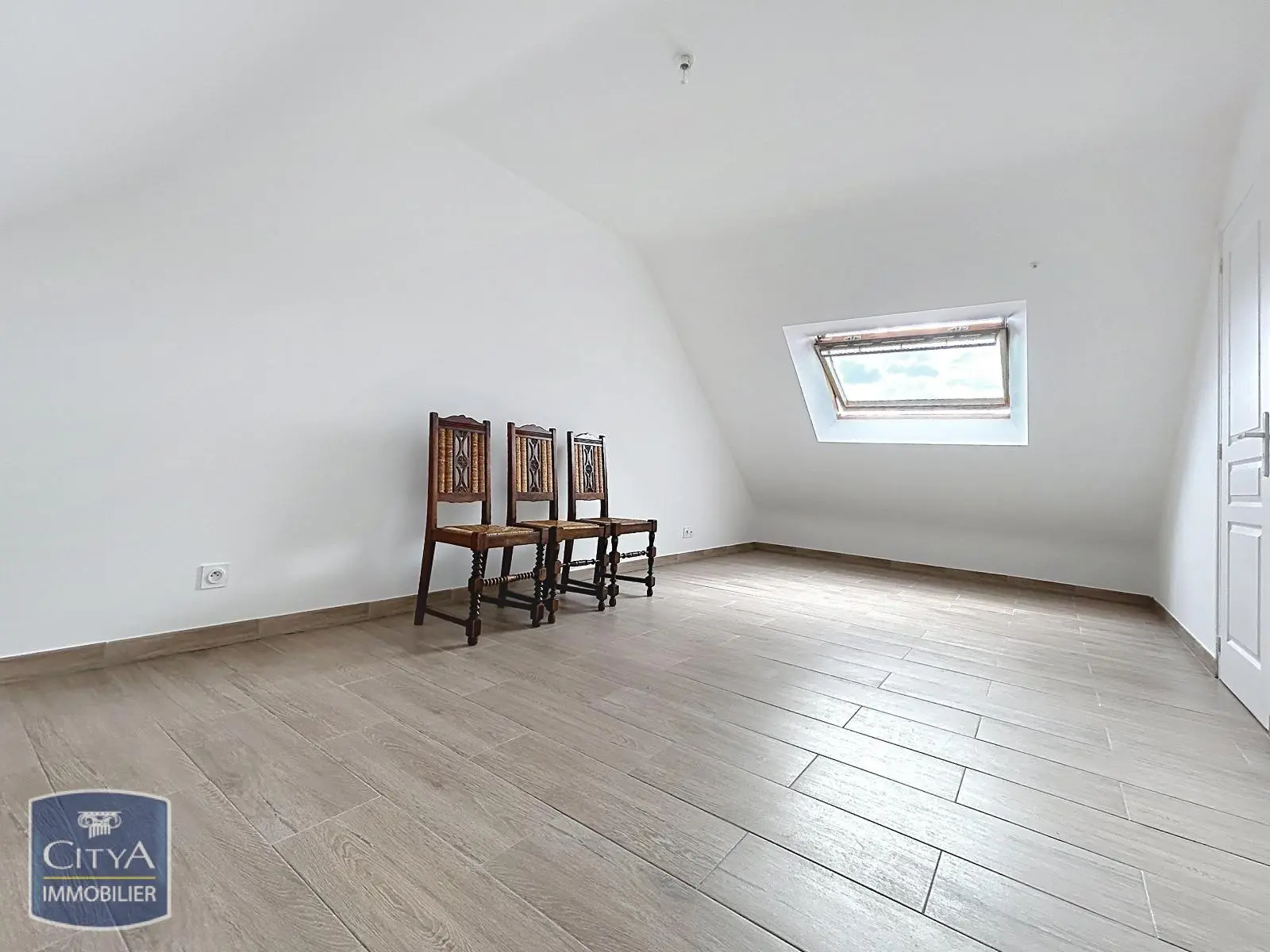 Photo 10 Maison 5 pièces 104.55m²