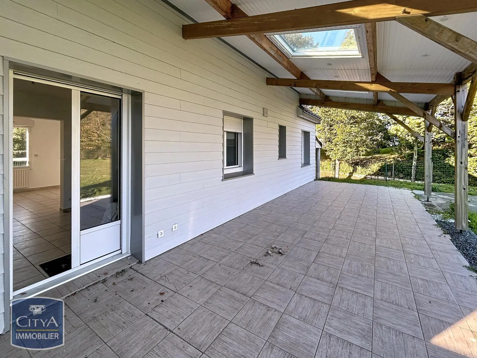 Photo 2 pour Maison 5 pièces 100m² Photo 2 Maison 5 pièces 100m²