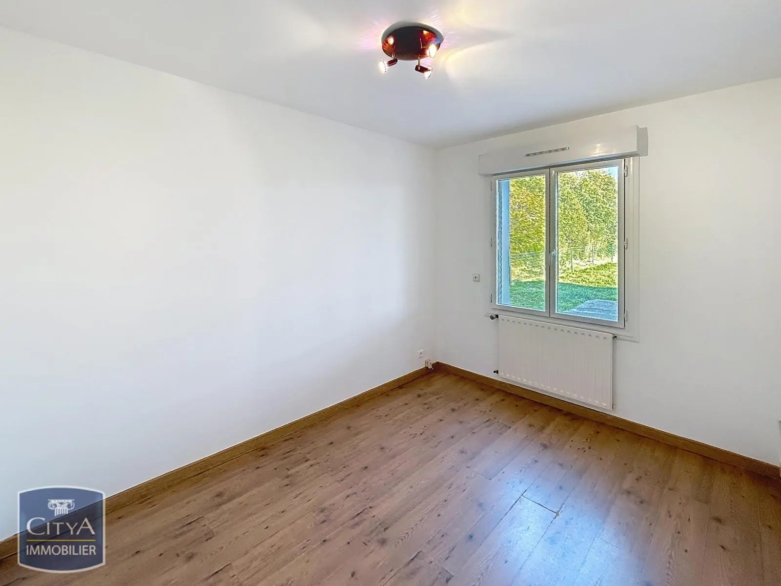 Photo 3 pour Maison 5 pièces 100m² Photo 3 Maison 5 pièces 100m²