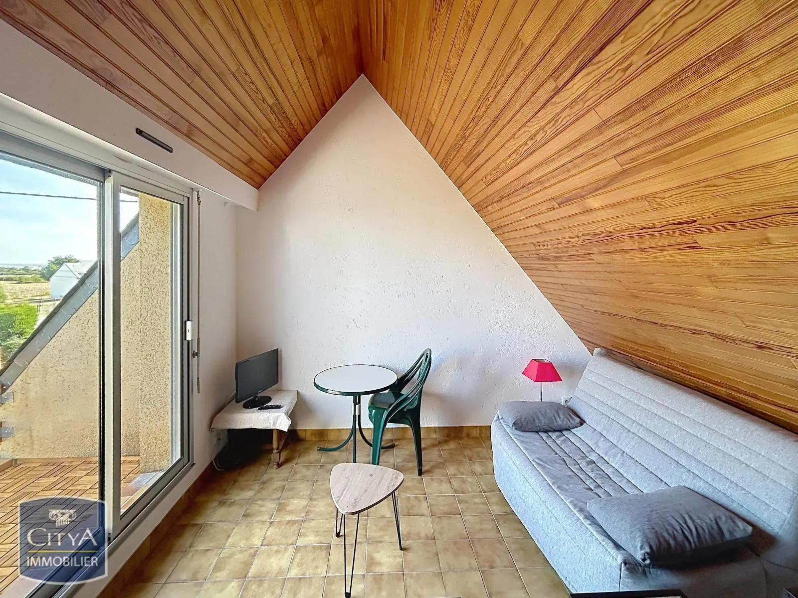 Photo 2 Appartement 1 pièce 16.78m²