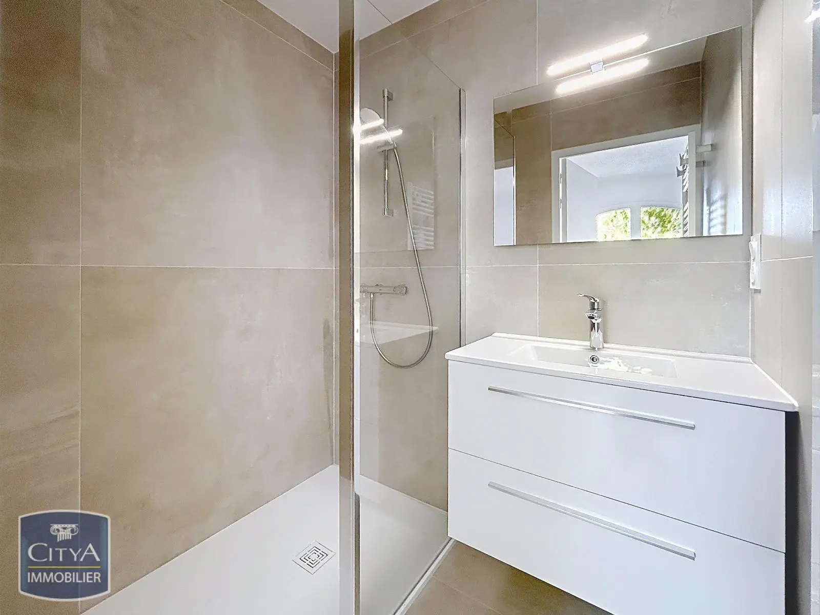 Photo 6 Maison 5 pièces 141m²